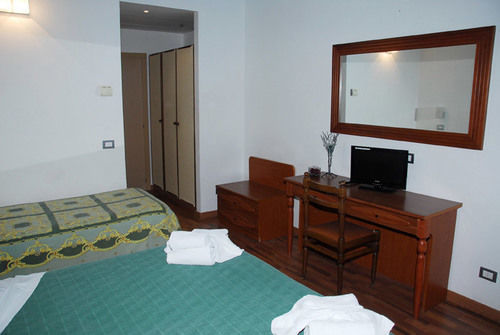 Hotel Golden Rimini Exterior foto
